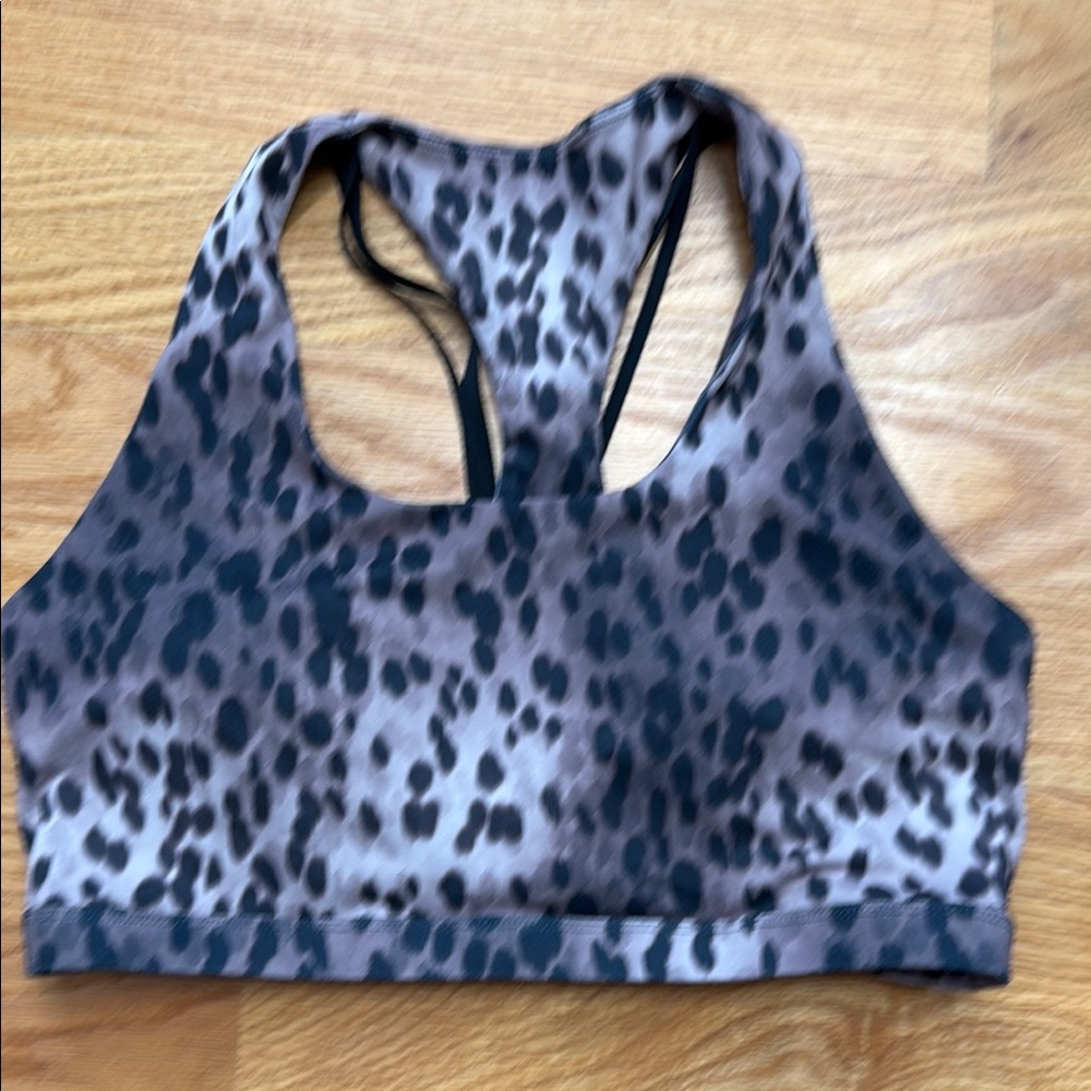 Brown and Black Racerback Sports Bra with Sleek Design